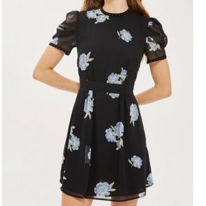 TOPSHOP Studded Puff Sleeve Dress